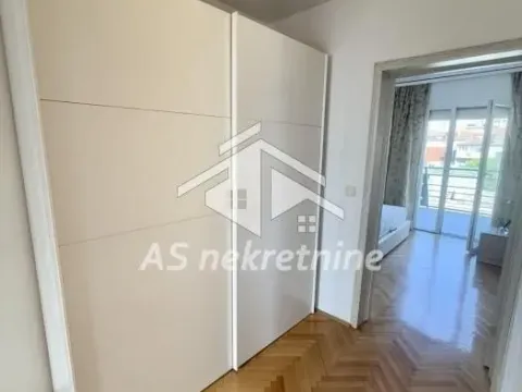 Rent, two bedroom apartment, 72m², Palata Pravde, Beograd - image 12