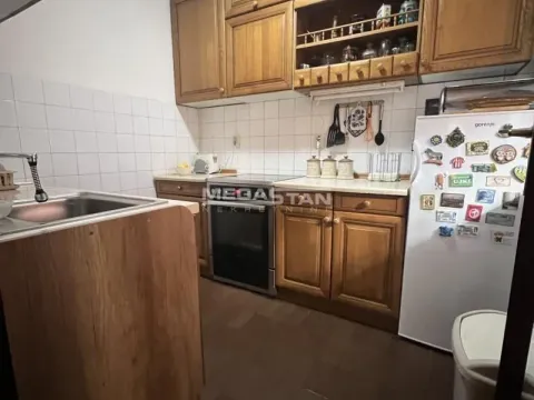 Sale, house, 200m², Bezanijska Kosa 1, Bežanijska Kosa Sve Podlokacije - image 8