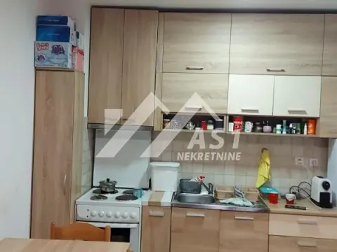 Rent, two bedroom apartment, 50m², Bulevar Oslobodjenja, Novi Sad Sve Podlokacije - image 3