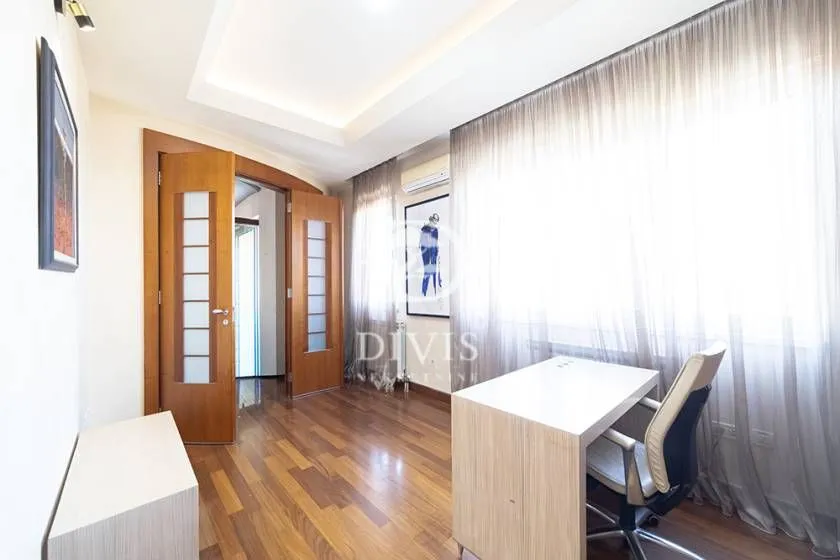 Sale, three bedroom apartment, 150m², Banovo Brdo, Beograd