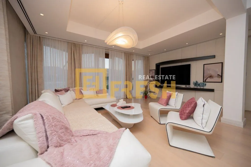 Prodaja, kuća, 300m², Tivat, Crna Gora