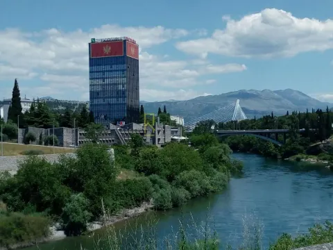 Prodaja, kuća, 348m², Stara Varoš, Podgorica - image 2