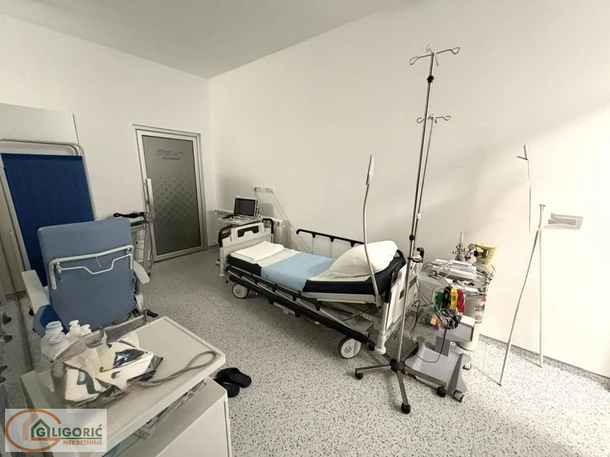 Sale, office space, 143m², Vračar Hram, Vračar Sve Podlokacije
