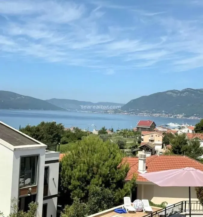 Sale, two bedroom apartment, 70m², Tivat, Crna Gora