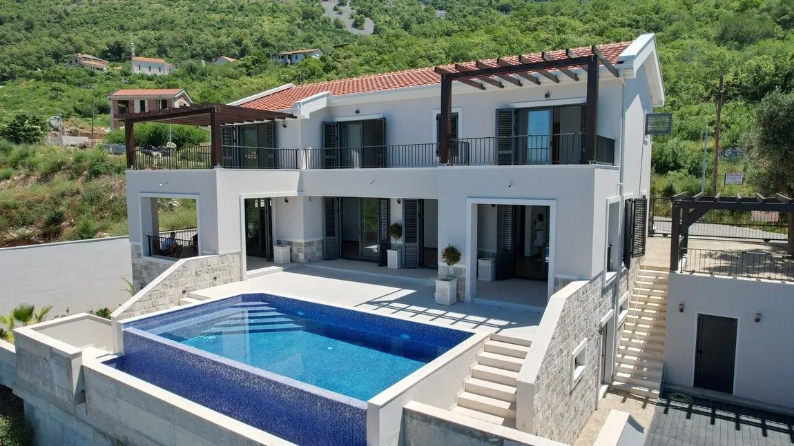 Sale, house, 430m², Blizikuće, Budva