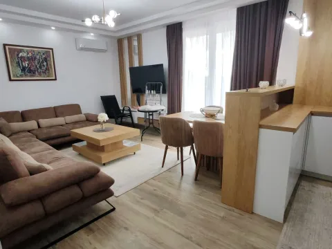 Rent, two bedroom apartment, 67m², Bečići, Budva - image 6