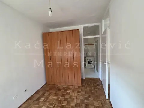 Izdavanje, jednosoban stan, 34m², Vračar Sve Podlokacije, Beograd - image 7