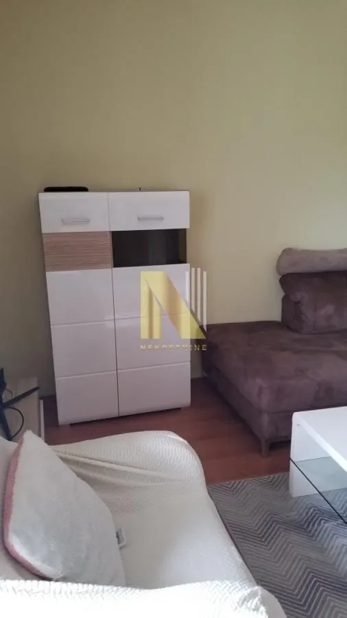 Izdavanje, trosoban stan, 70m², Liman 2, Novi Sad Sve Podlokacije