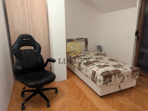 Rent, three bedroom apartment, 120m², Zabjelo, Podgorica - image 10