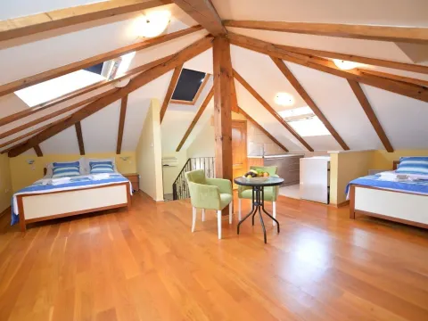 Prodaja, kuća, 251m², Prčanj, Kotor - image 19