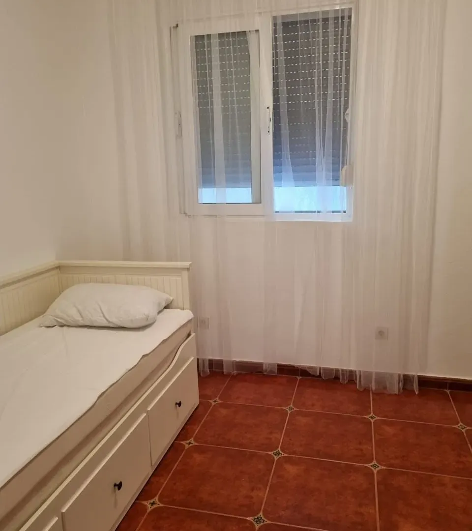 Sale, three bedroom apartment, 90m², Petrovac, Budva