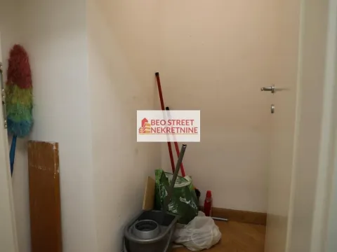 Izdavanje, poslovni prostor, 195m², Stari Grad, Beograd - image 14