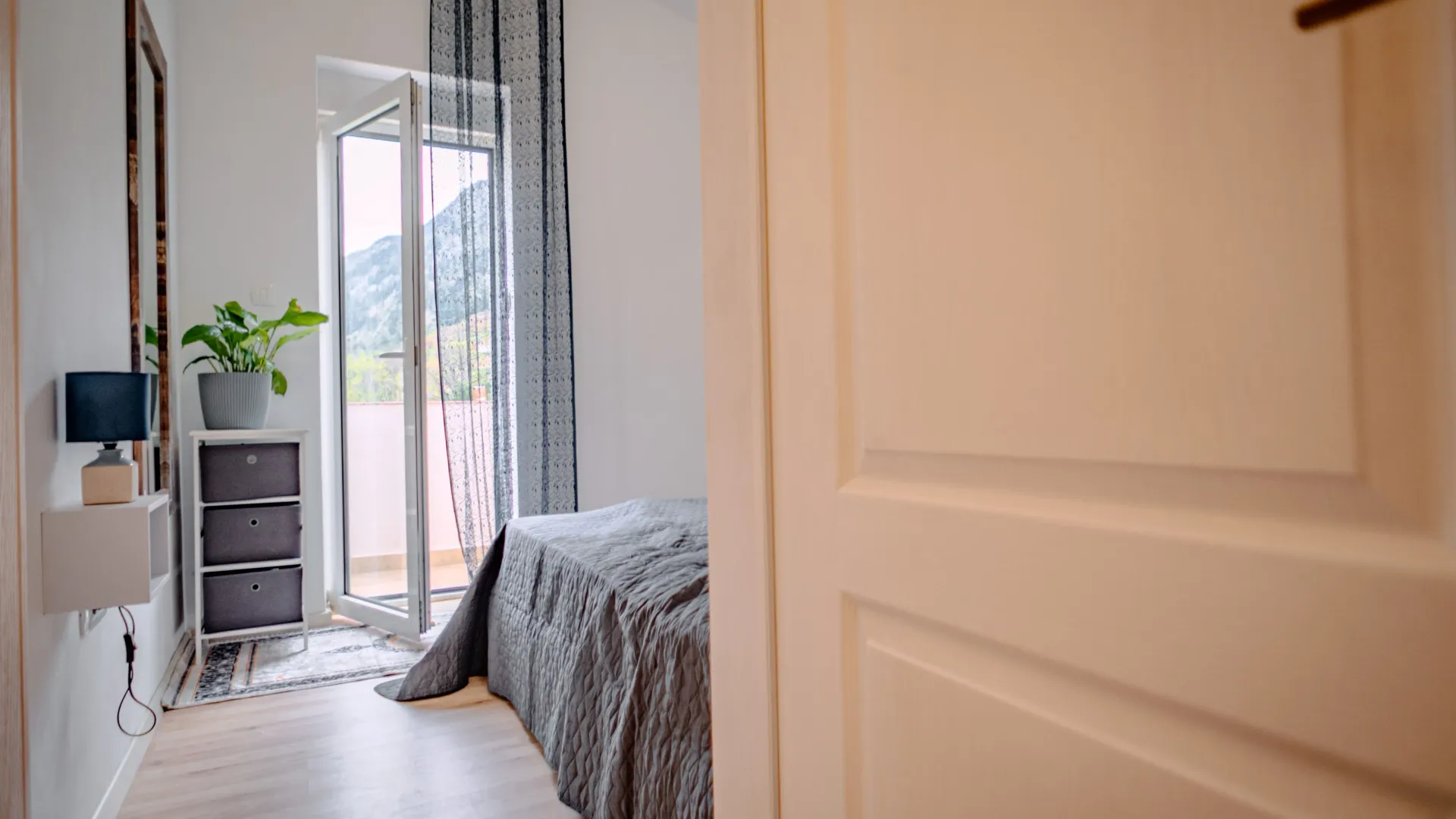 Prodaja, dvosoban stan, 50m², Muo, Kotor