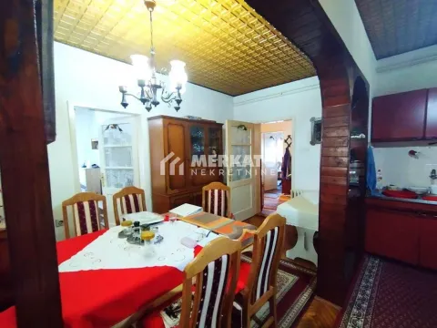 Prodaja, kuća, 170m², Zeleno Polje, Zrenjanin - image 6