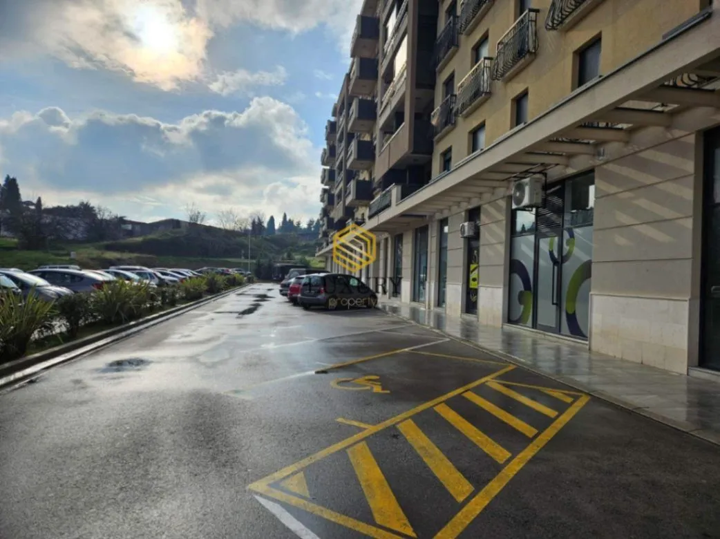 Izdavanje, poslovni prostor, 23m², Ljubović, Podgorica