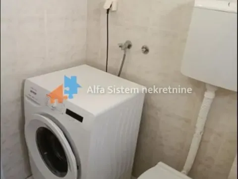 Izdavanje, trosoban stan, 80m², Savski Venac, Beograd - image 13