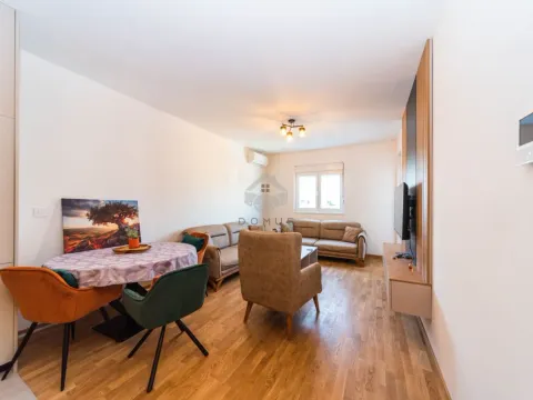 Izdavanje, jednosoban stan, 45m², Stari Aerodrom, Podgorica - image 3