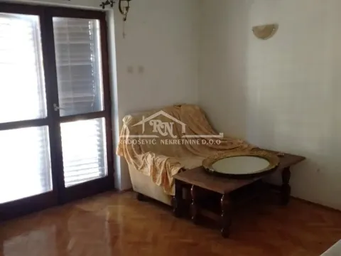 Prodaja, kuća, 411m², Sremčica, Beograd - image 11
