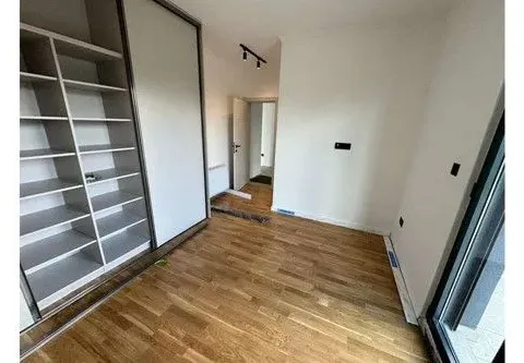 Rent, house, 300m², Gornja Gorica, Podgorica - image 10