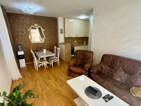 Sale, two bedroom apartment, 59m², Bečići, Budva - image 3