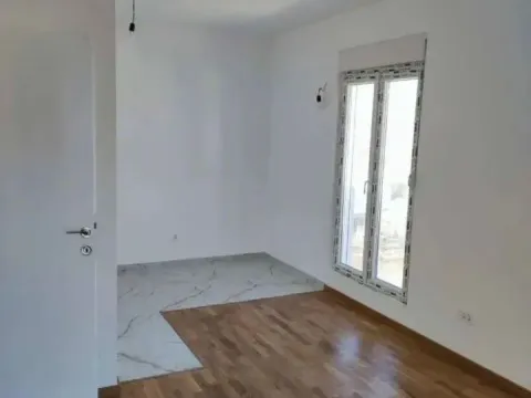 Rent, one bedroom apartment, 42m², Zagorič, Podgorica - image 1