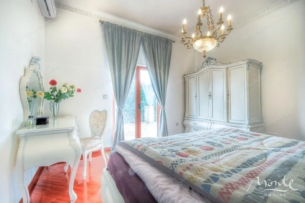 Sale, house, 372m², Radovići, Tivat
