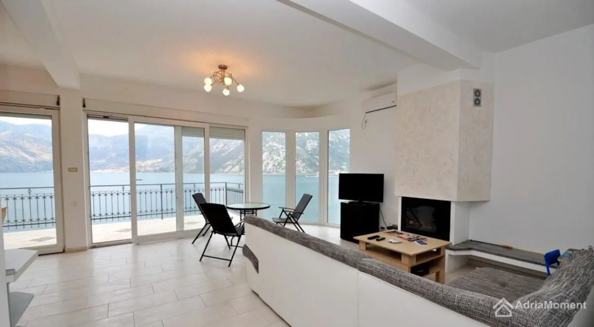 Sale, house, 424m², Kostanjica, Kotor