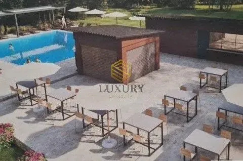 Poslovni prostor in Tološi