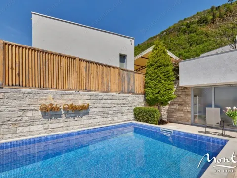 Prodaja, kuća, 220m², Tivat, Crna Gora - image 7