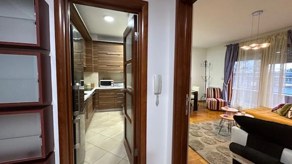 Rent, two bedroom apartment, 70m², Preko Morače, Podgorica