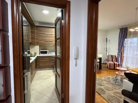 Rent, two bedroom apartment, 70m², Preko Morače, Podgorica - image 6