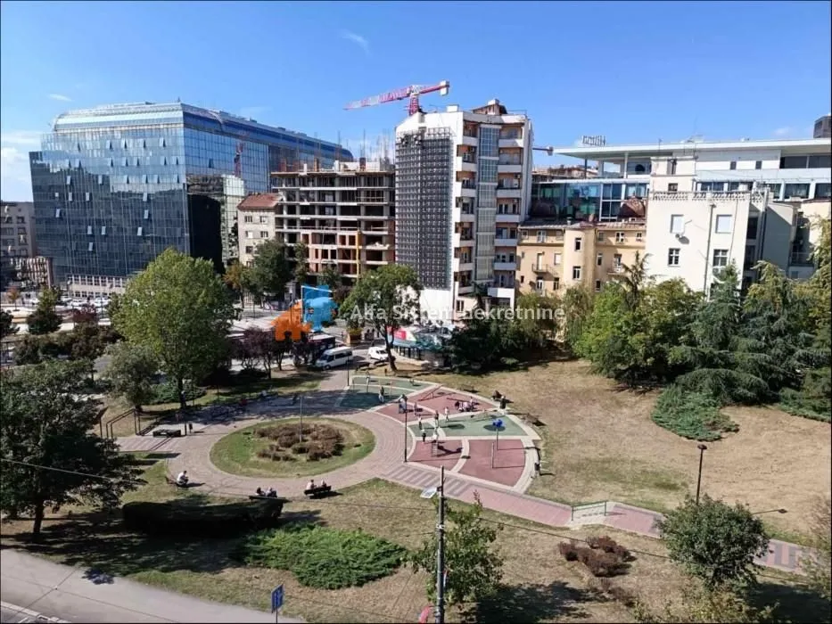 Rent, three bedroom apartment, 87m², Slavija, Vračar Sve Podlokacije