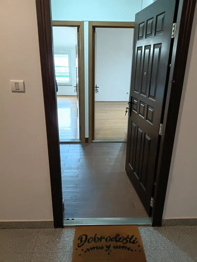 Izdavanje, jednosoban stan, 40m², Zabjelo, Podgorica
