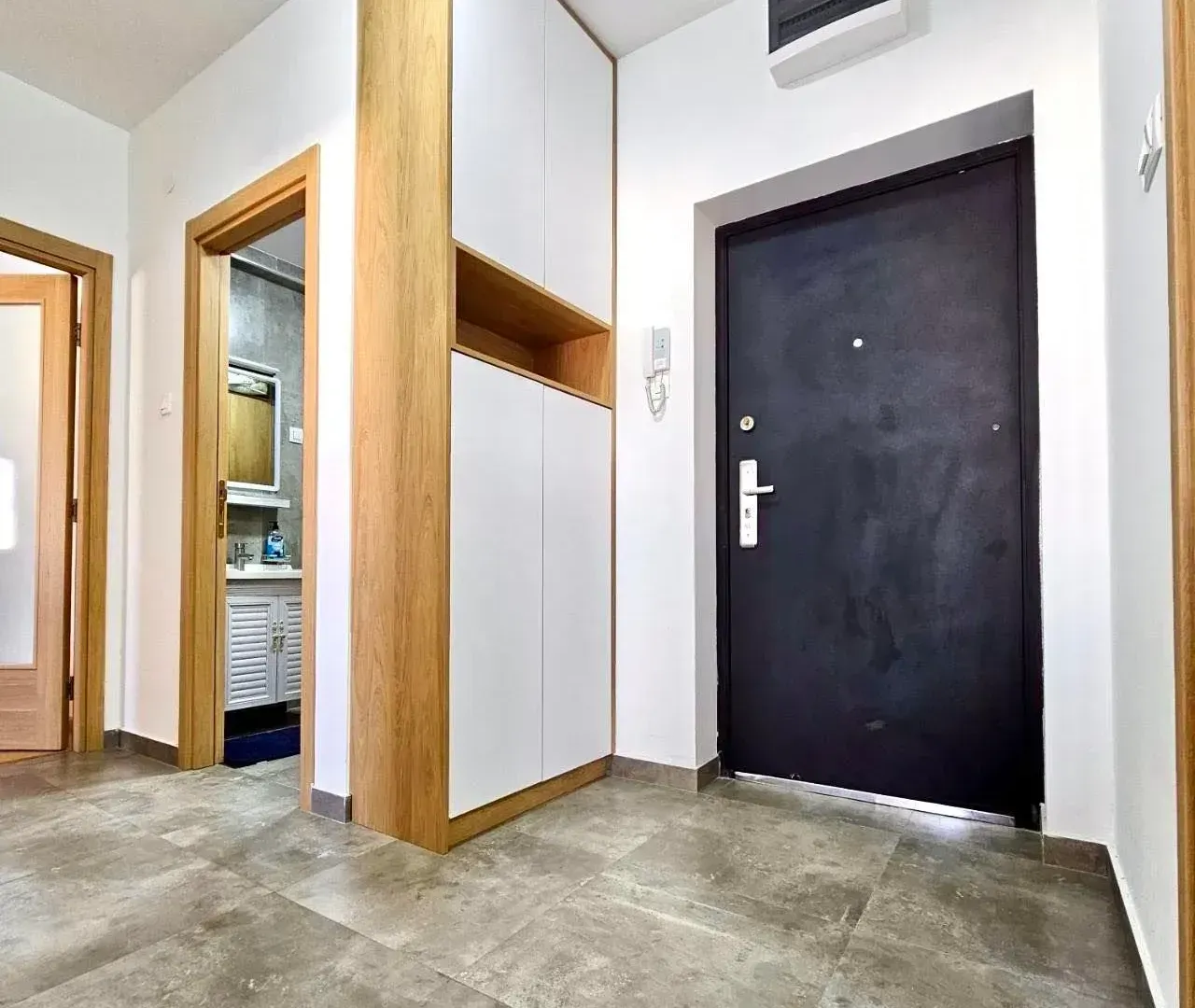 Rent, two bedroom apartment, 70m², Pobrežje, Podgorica
