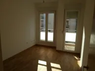 Izdavanje, jednosoban stan, 44m², City Kvart, Podgorica - image 11