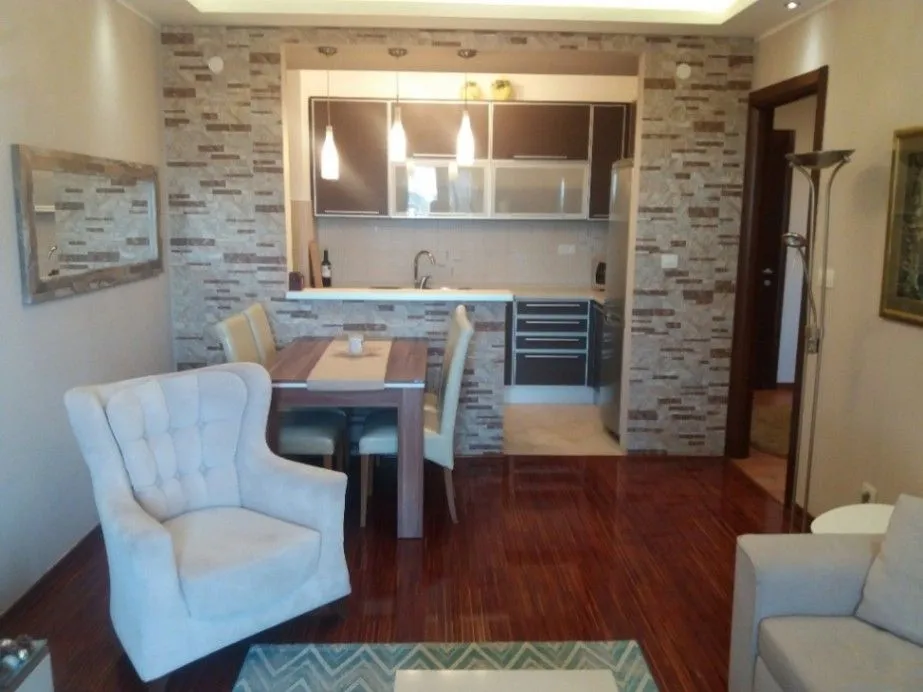 Rent, two bedroom apartment, 76m², Gorica C, Podgorica