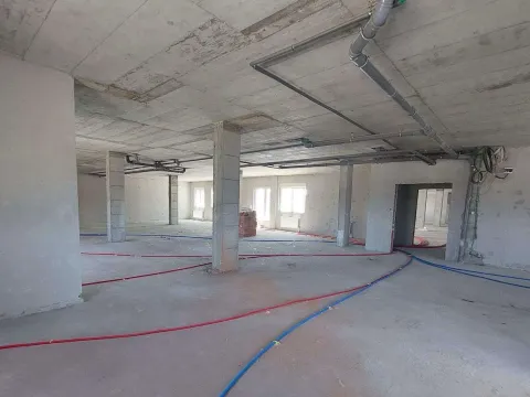 Prodaja, poslovni prostor, 668m², Vidovdansko naselje, Novi Sad Sve Podlokacije - image 5