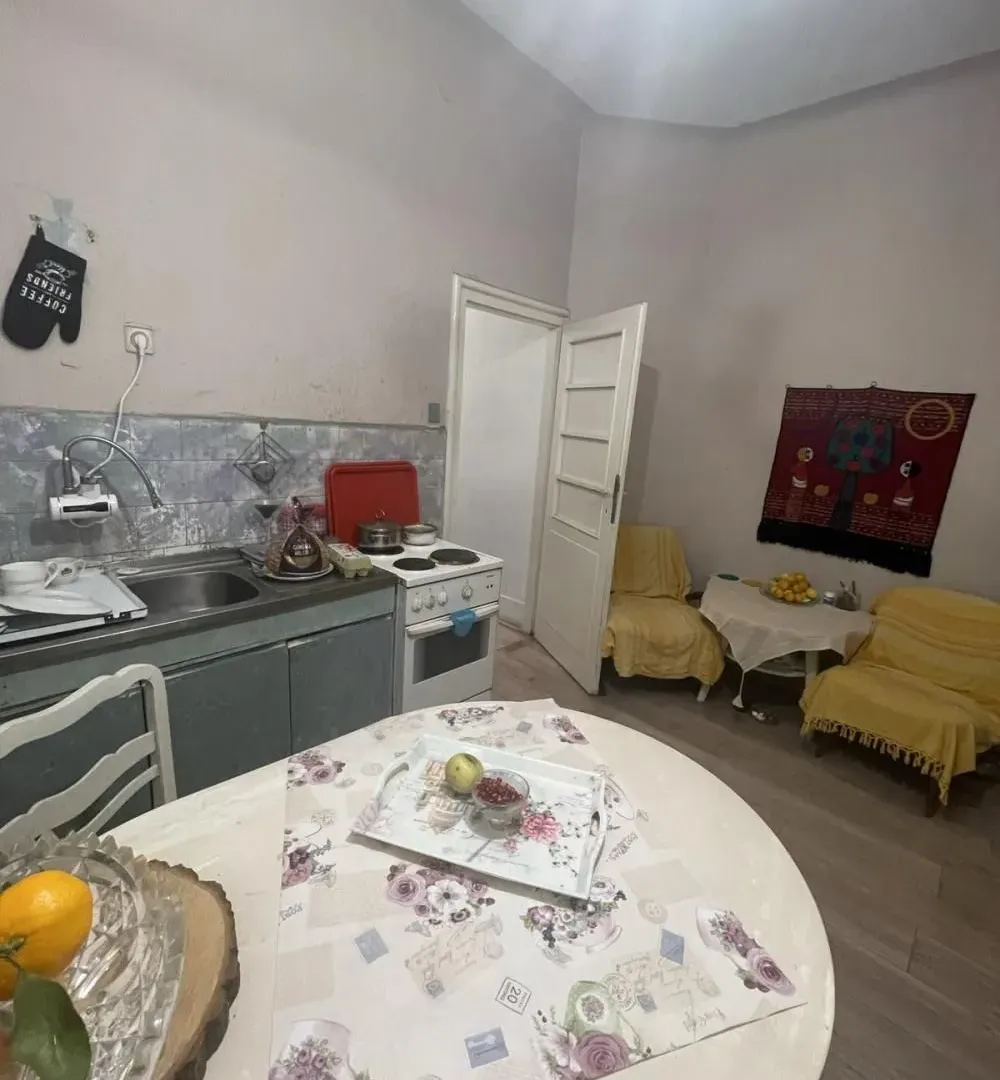 Sale, three bedroom apartment, 97m², Stari Grad, Beograd