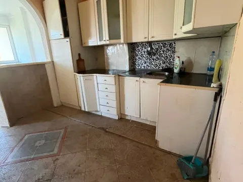 Prodaja, jednosoban stan, 71m², Pejton, Podgorica - image 9