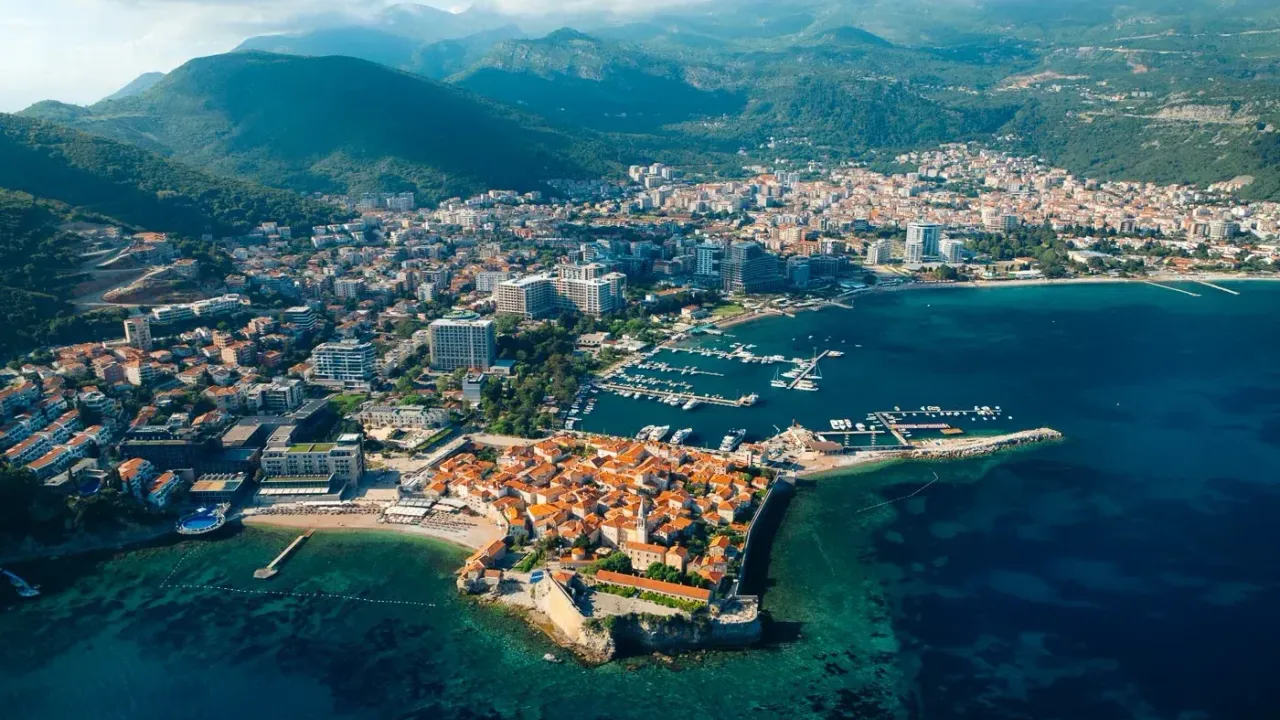 Rent, office space, 120m², Velji Vinogradi, Budva