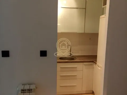 Rent, two bedroom apartment, 37m², Vračar Sve Podlokacije, Beograd - image 4