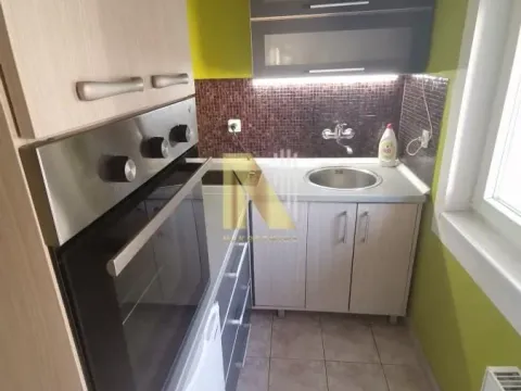 Izdavanje, dvosoban stan, 47m², Centar, Novi Sad - image 5