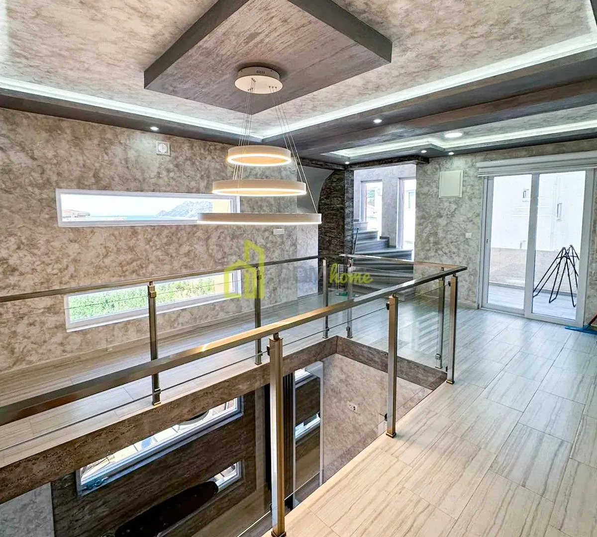 Sale, house, 170m², Bar, Crna Gora