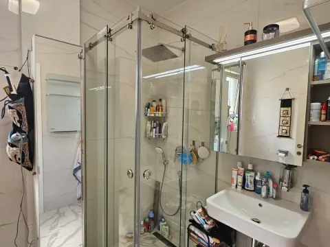 Prodaja, trosoban stan, 110m², Centar, Budva - image 6