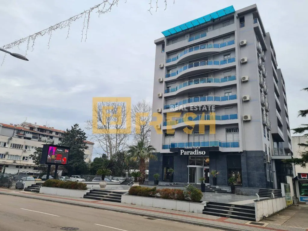 Prodaja, četvorosoban stan, 145m², Bar, Crna Gora