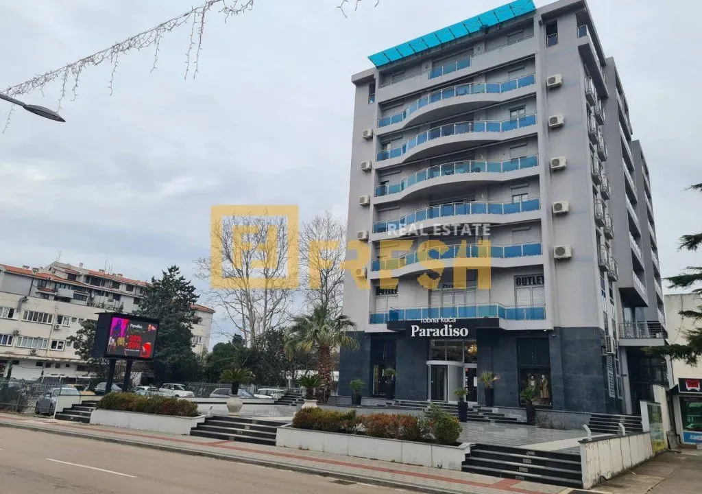 Prodaja, četvorosoban stan, 145m², Bar, Crna Gora