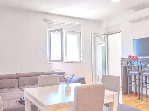 Sale, apartment, 59m², Bečići, Budva - image 2