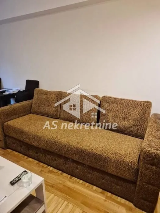 Izdavanje, jednosoban stan, 30m², Banovo Brdo, Beograd