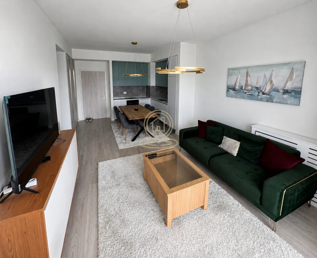 Izdavanje, trosoban stan, 84m², Savski Venac, Beograd