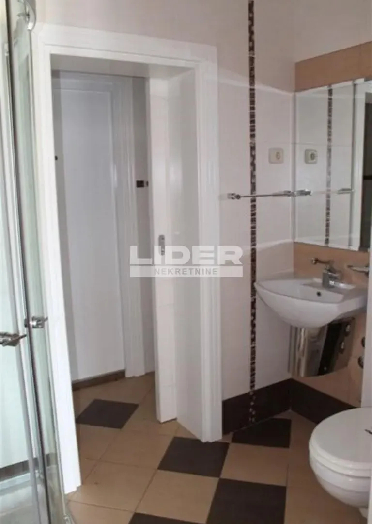 Sale, house, 215m², Savski Venac, Beograd